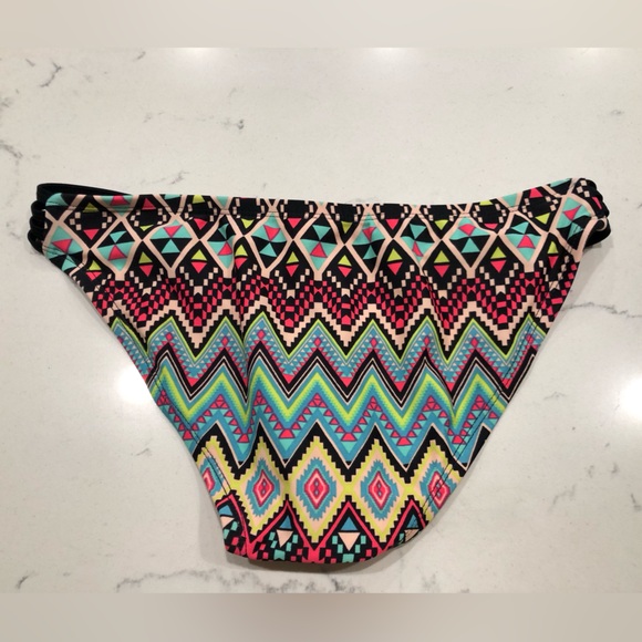 Bikini Bottom size Extra Small - Picture 2 of 10